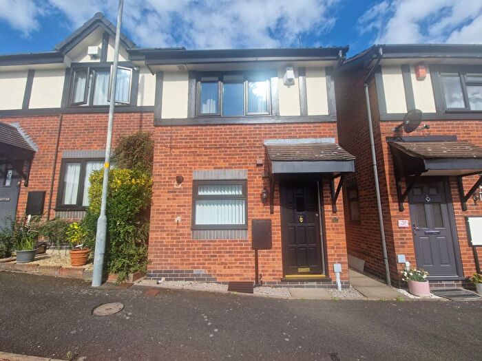 2 Bedroom Semi-Detached House To Rent In Clent Hill Drive, Rowley Regis, B65