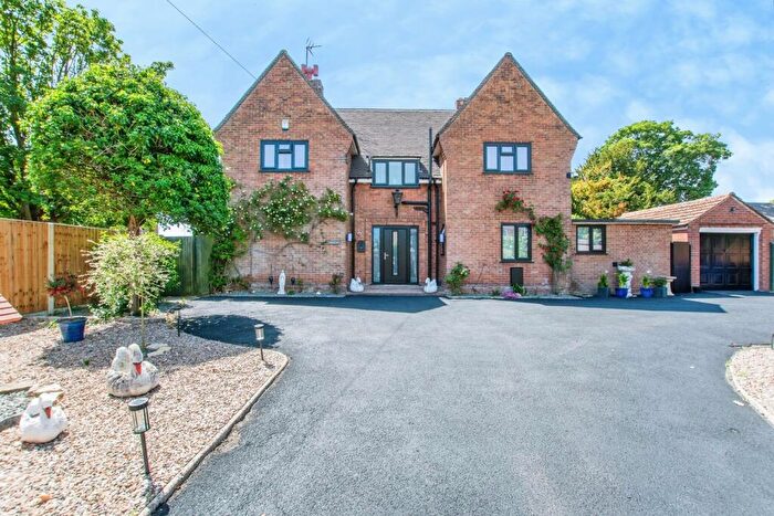 5 Bedroom Detached House For Sale In Fishtoft Road, Boston, Lincolnshire, PE21
