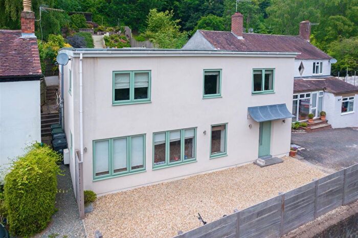 4 Bedroom Semi-Detached House For Sale In Wells Road, Malvern, WR14