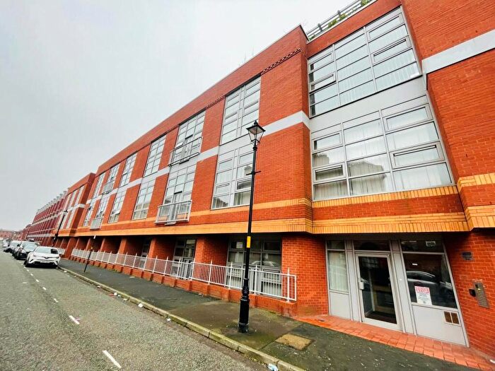 1 Bedroom Apartment To Rent In Branston Street, Birmingham, B18