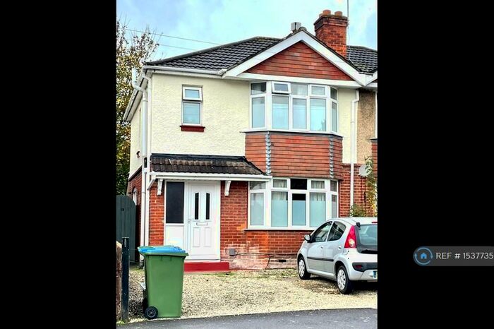 4 Bedroom Semi-Detached House To Rent In Pansy Road, Southampton, SO16