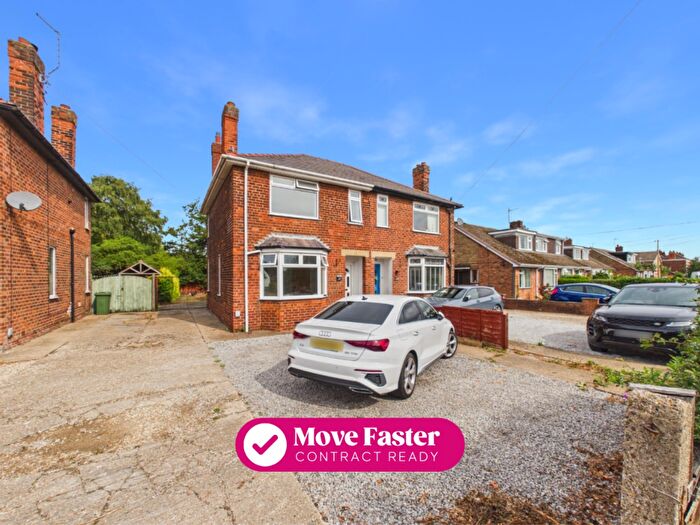 3 Bedroom Semi-Detached House For Sale In Magdalen Lane, Hedon, HU12