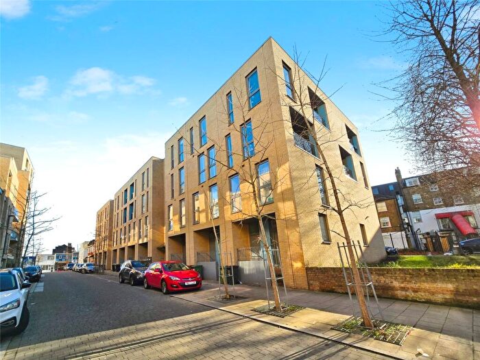 1 Bedroom Flat To Rent In Batavia Road, London, SE14