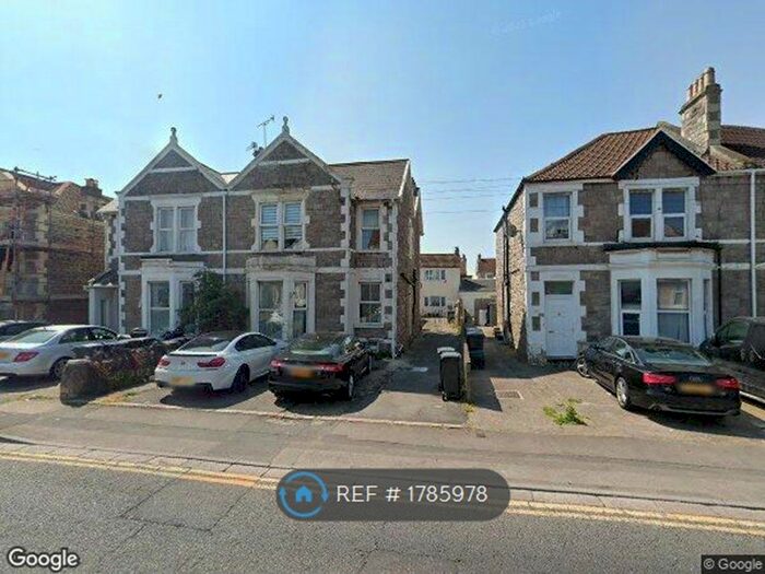 2 Bedroom Flat To Rent In Locking Rd, Weston-Super-Mare, BS23
