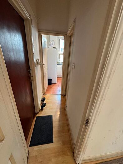 Studio To Rent In Masons Avenue, Harrow, HA3