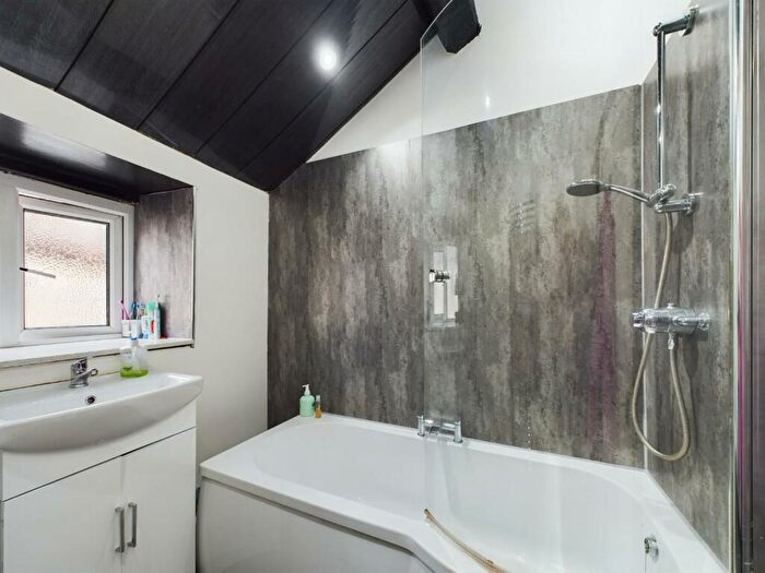 3 Bedroom Terraced House For Sale In Terrace Road, Chapel-En-Le-Frith, SK23