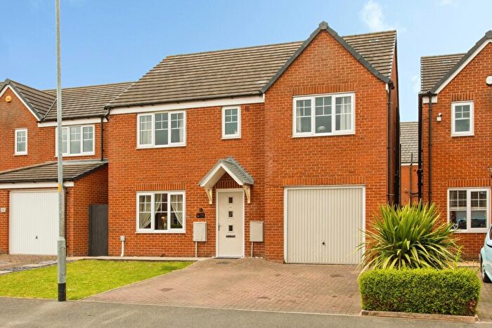 5 Bedroom Detached House For Sale In Walnutwood Avenue, Bamber Bridge, Preston, Lancashire, PR5