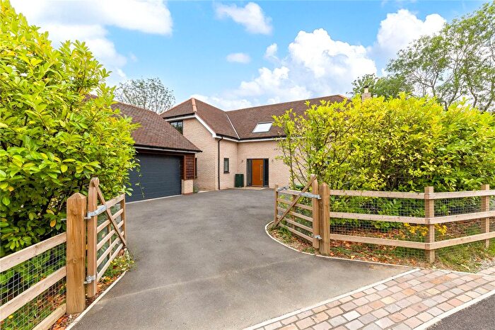 5 Bedroom Detached House For Sale In Highfields Road, Highfields Caldecote, Cambridge, Cambridgeshire, CB23