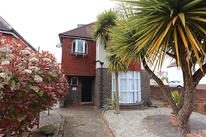 1 Bedroom Flat To Rent In Portland Avenue, Hove, East Sussex, BN3