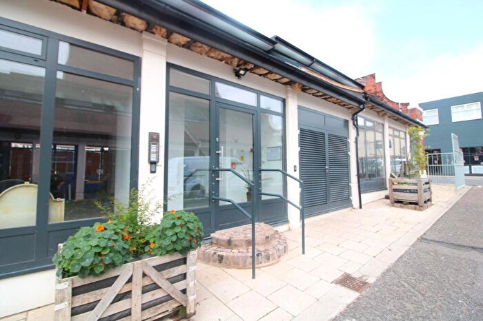 Studio To Rent In Avenue D, Nottingham, NG1