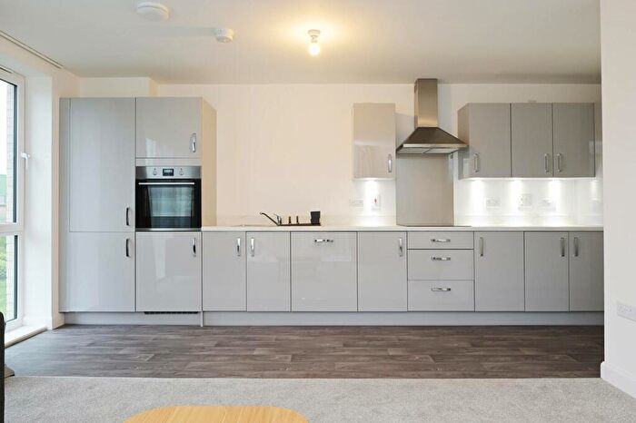 2 Bedroom Flat For Sale In Flat, Cunningham Square, Portobello, Edinburgh, EH15