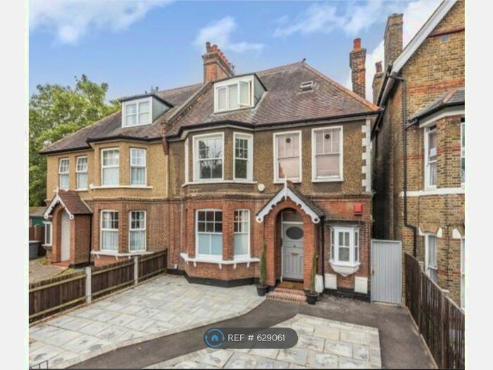 1 Bedroom Flat To Rent In Birch Grove, Lee Green, SE12