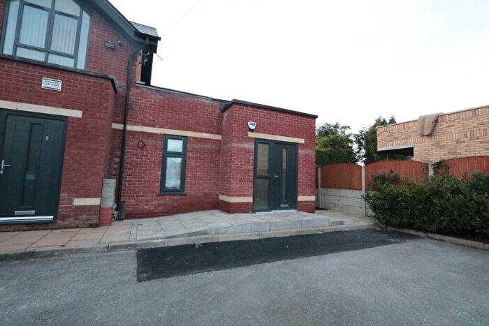 1 Bedroom Apartment To Rent In Springfield House, Edge Lane, Stretford, Manchester, M32