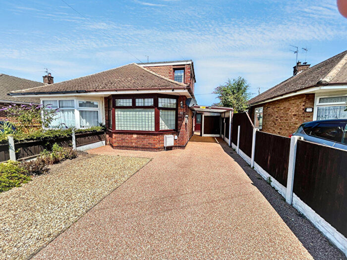 2 Bedroom Semi Detached House For Sale In Bradwell Avenue, Bradwell, NR31