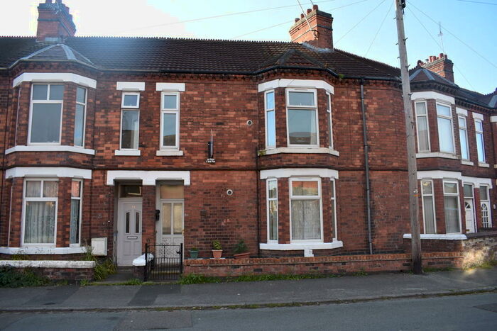 3 Bedroom Flat To Rent In Queen Street, Crewe, CW1