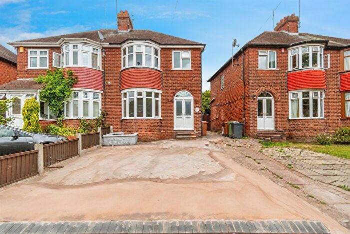 3 Bedroom Semi-detached House For Sale In Devon Road, Willenhall, WV13