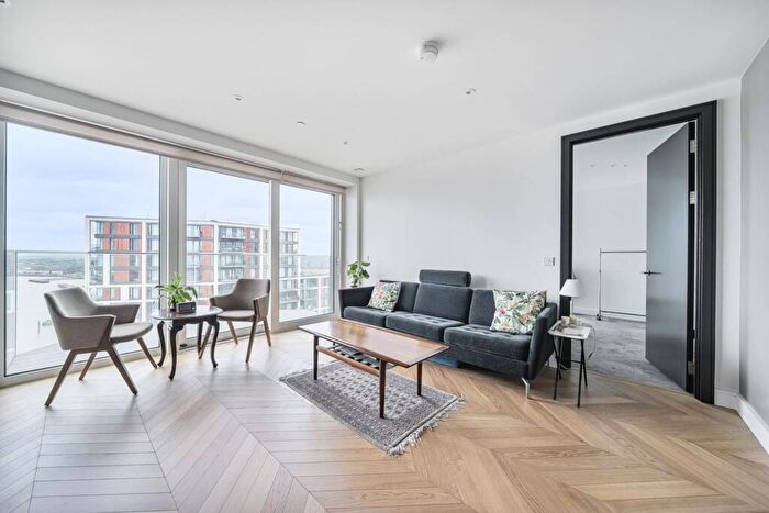 2 Bedroom Flat For Sale In Hennessey Apartments, Woolwich Riverside, Woolwich, SE18