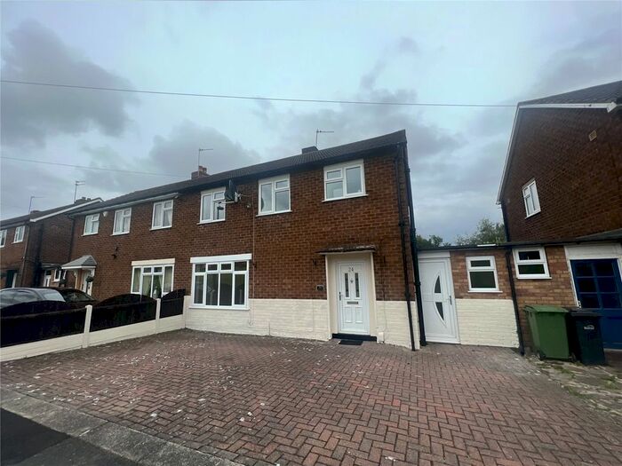 3 Bedroom Semi-Detached House To Rent In Poplar Green, Dudley, West Midlands, DY1