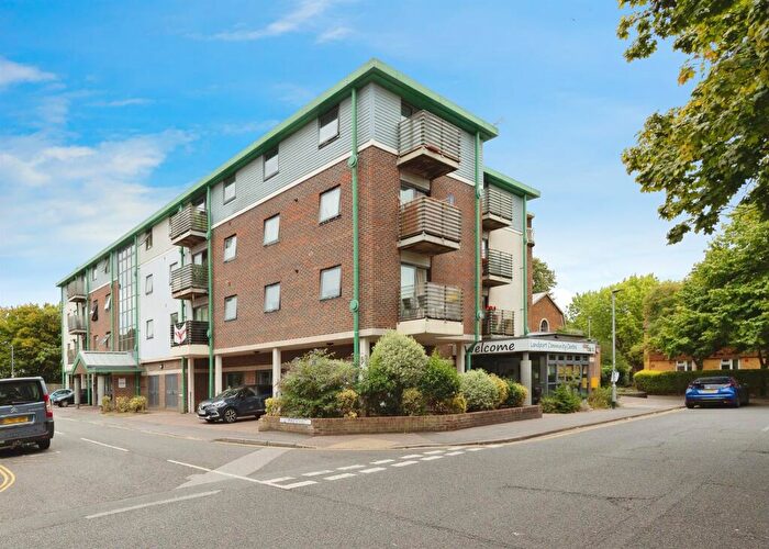 2 Bedroom Apartment For Sale In Fyning Street, Portsmouth, PO1