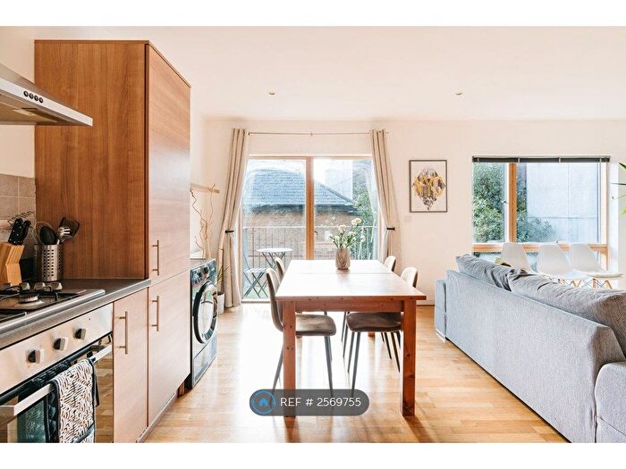 1 Bedroom Flat To Rent In Dalston Lane, London, E8