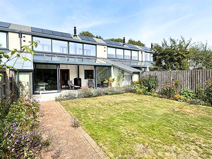 4 Bedroom Terraced House For Sale In Woodlands Edge, North Carlton, LN1