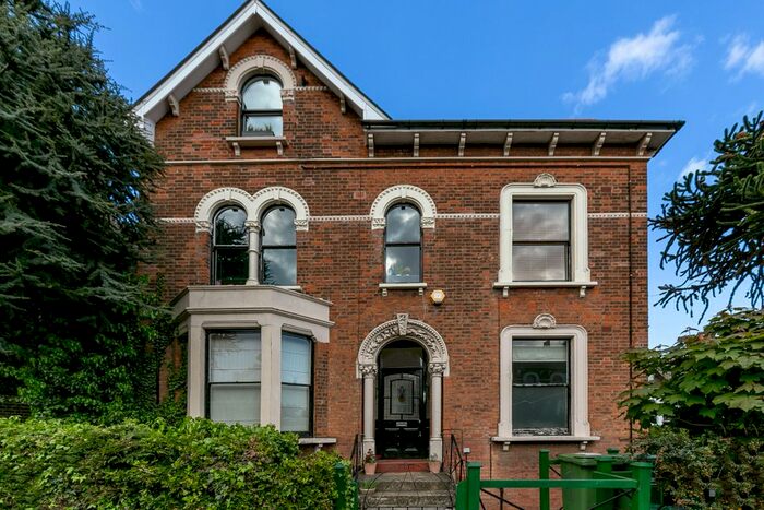 2 Bedroom Flat To Rent In Vicars Hill, Ladywell, SE13