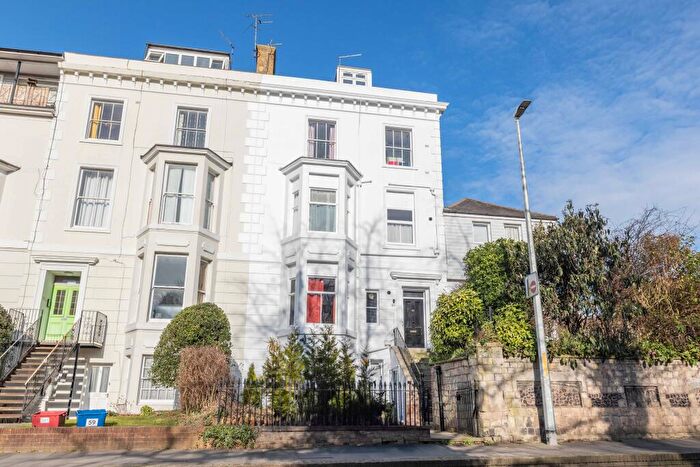 2 Bedroom Flat For Sale In Old Dover Road, Canterbury, Kent, CT1