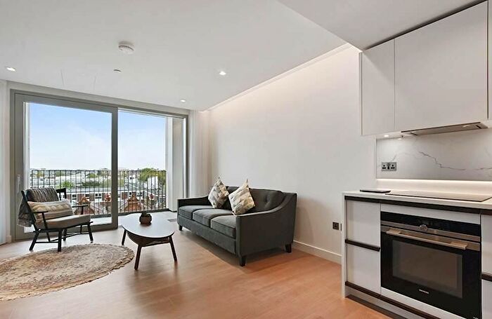 1 Bedroom Flat For Sale In Edgware Road, London, W2
