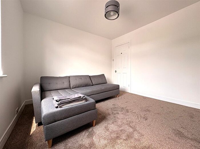 1 Bedroom Flat To Rent In College Road, Bromley, BR1