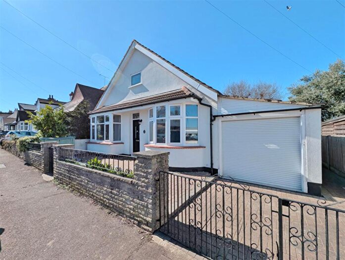 2 Bedroom Bungalow To Rent In Lord Roberts Avenue, Leigh On Sea, Essex, SS9