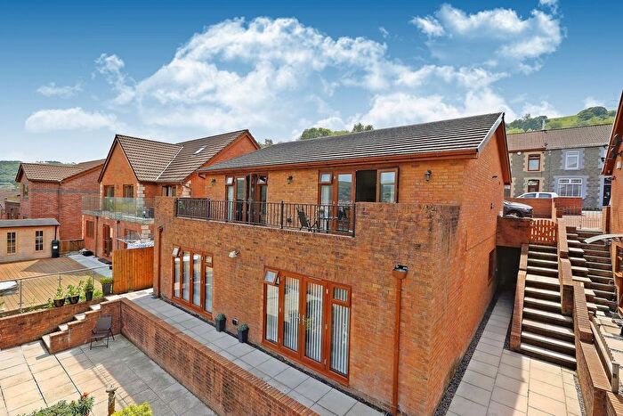 3 Bedroom Detached House For Sale In Danylan Road, Pontypridd, CF37