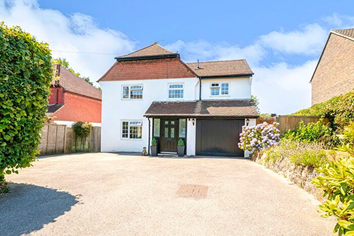4 Bedroom Detached House For Sale In Luxford Lane, Crowborough, TN6