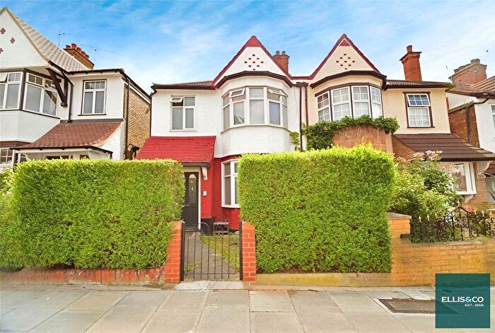 3 Bedroom Semi-Detached House To Rent In Leeside Crescent, Golders Green, NW11
