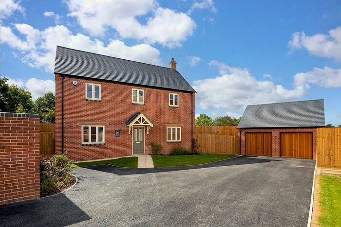 4 Bedroom Detached House For Sale In West Brook Fields, Yardley Hastings, Northamptonshire, NN7