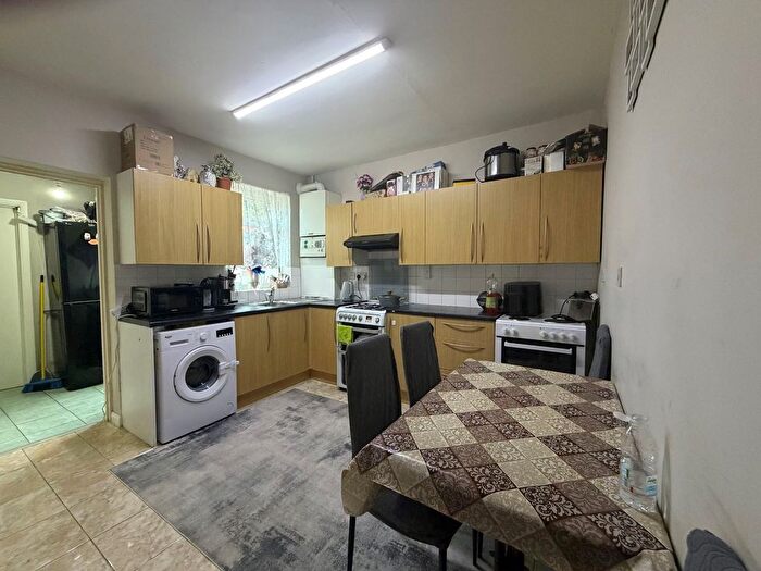 2 Bedroom Terraced House To Rent In Downsell Road, London, E15