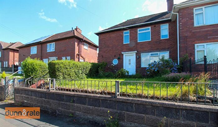 3 Bedroom Semi-Detached House For Sale In Abbey Road, Bucknall, Stoke-On-Trent, ST2