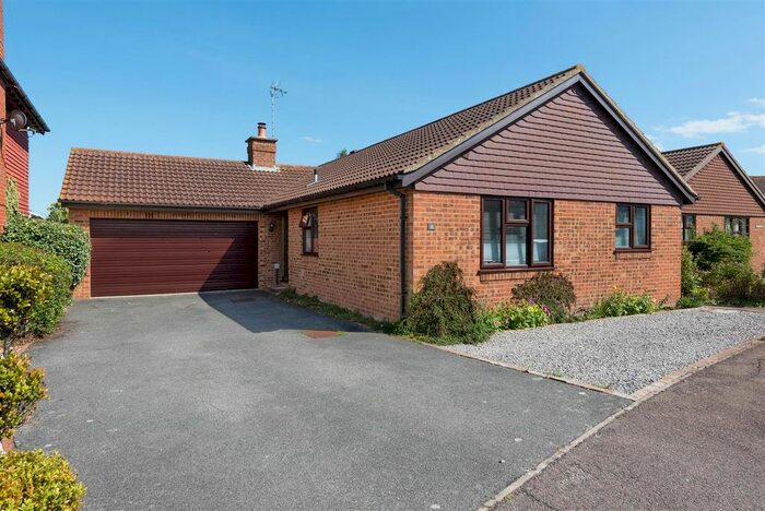 3 Bedroom Detached Bungalow To Rent In Beechcroft, Chestfield, Whitstable, CT5