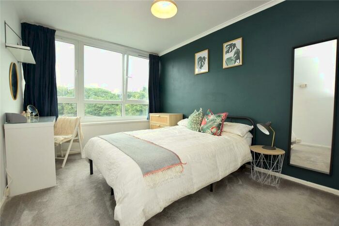 2 Bedroom Apartment To Rent In Ingledew Court, Leeds, West Yorkshire, LS17