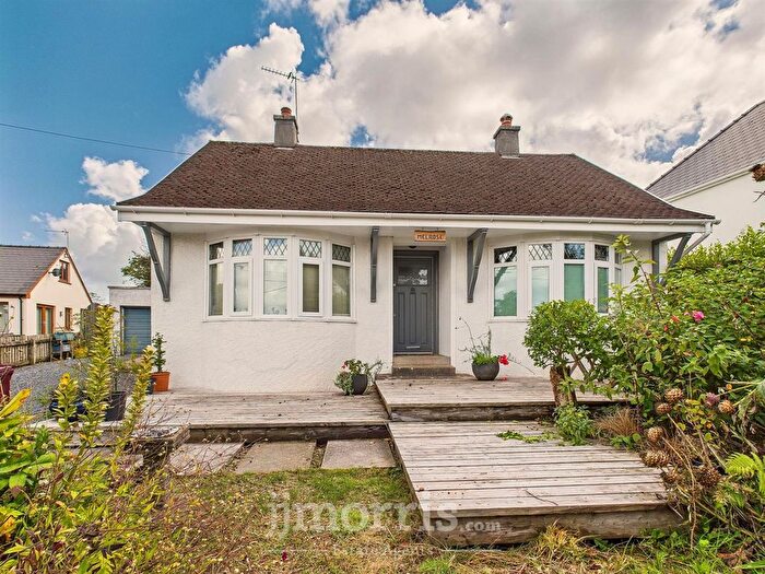 3 Bedroom Detached Bungalow For Sale In Kingsmoor Road, Kilgetty, SA68