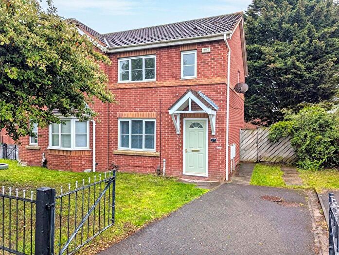 3 Bedroom Semi-detached House For Sale In Honey Way, Stockton-On-Tees, TS19