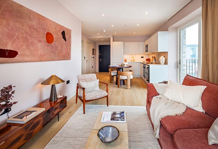 1 Bedroom Flat To Rent In The Draper, Draycote House, Colindale, NW9