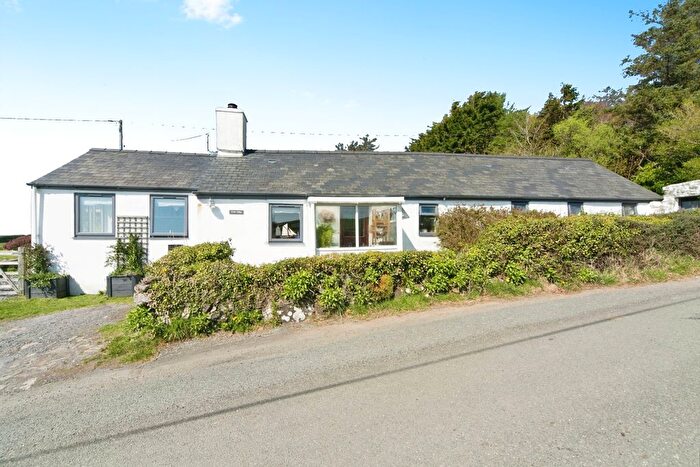 3 Bedroom Detached House For Sale In Llaniestyn, Gwynedd, LL53