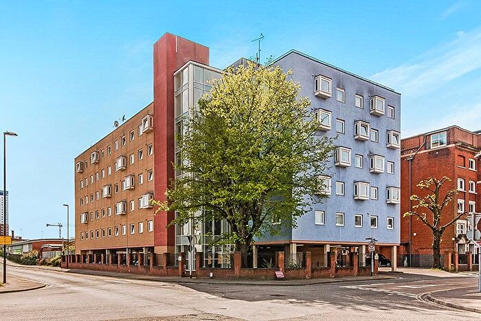 1 Bedroom Flat To Rent In Chapel Annex, Anglesea Terrace, Southampton, Hampshire, SO14