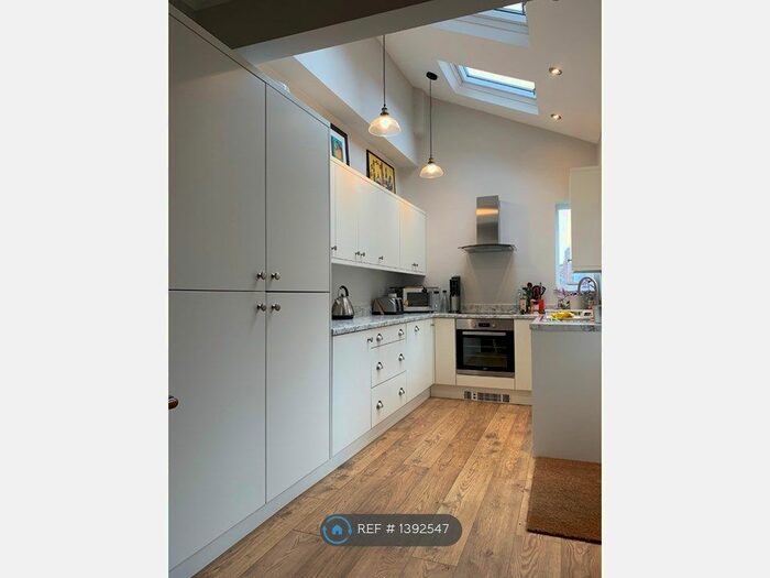 3 Bedroom Terraced House To Rent In Glenalmond Road, Sheffield, S11