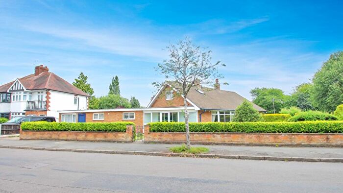 2 Bedroom Semi-Detached Bungalow For Sale In Percival Road, Hillmorton, Rugby, CV22