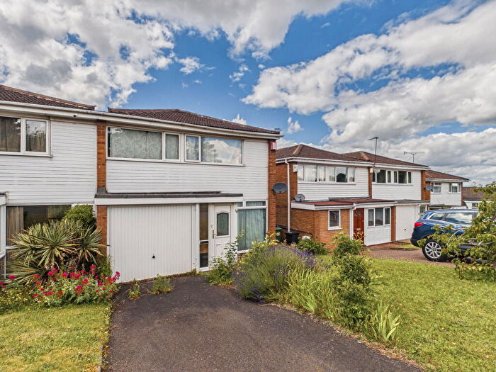 3 Bedroom Semi-Detached House For Sale In Chawn Park Drive, Pedmore, Stourbridge, DY9