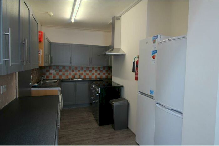 6 Bedroom Flat To Rent In A Warwick Street, Leamington Spa, CV32