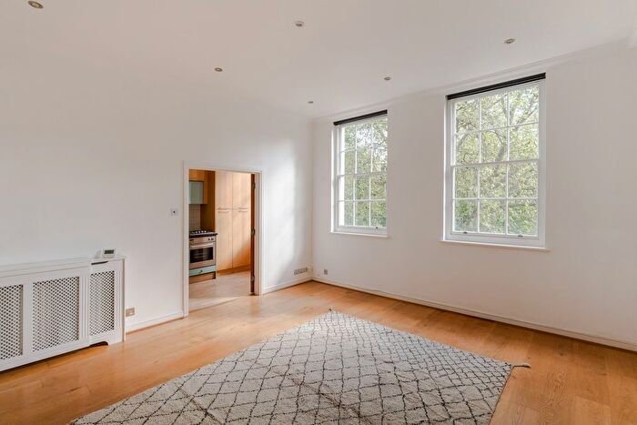 1 Bedroom Flat To Rent In Montagu Square, Marylebone, London, W1H