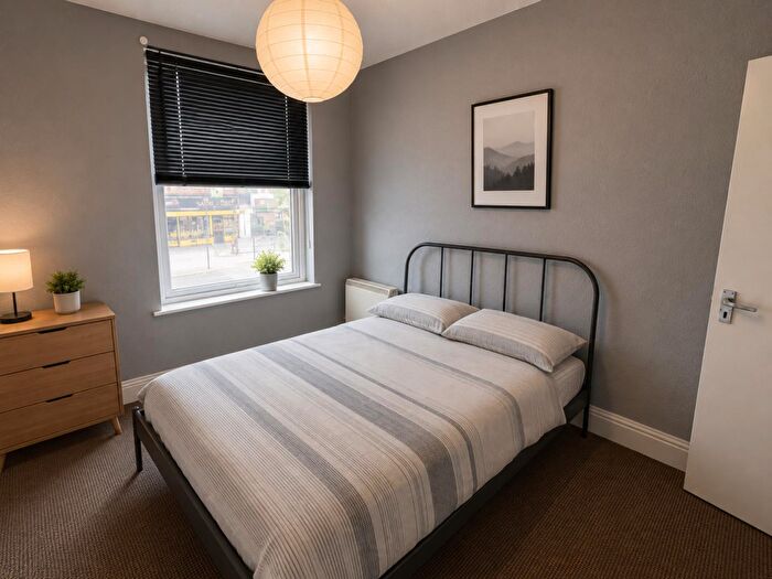 3 Bedroom Flat To Rent In Gloucester Road North, Filton Park, Bristol, BS7