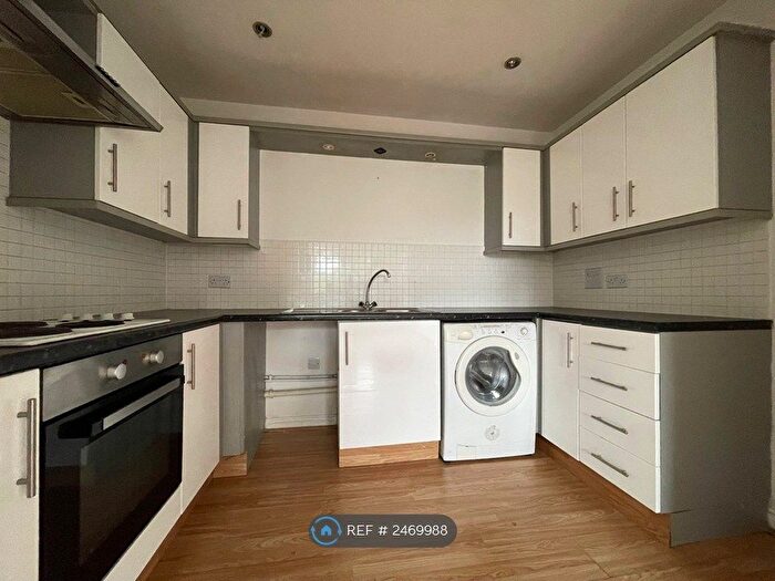 2 Bedroom Flat To Rent In Lowther Drive, Darlington, DL1